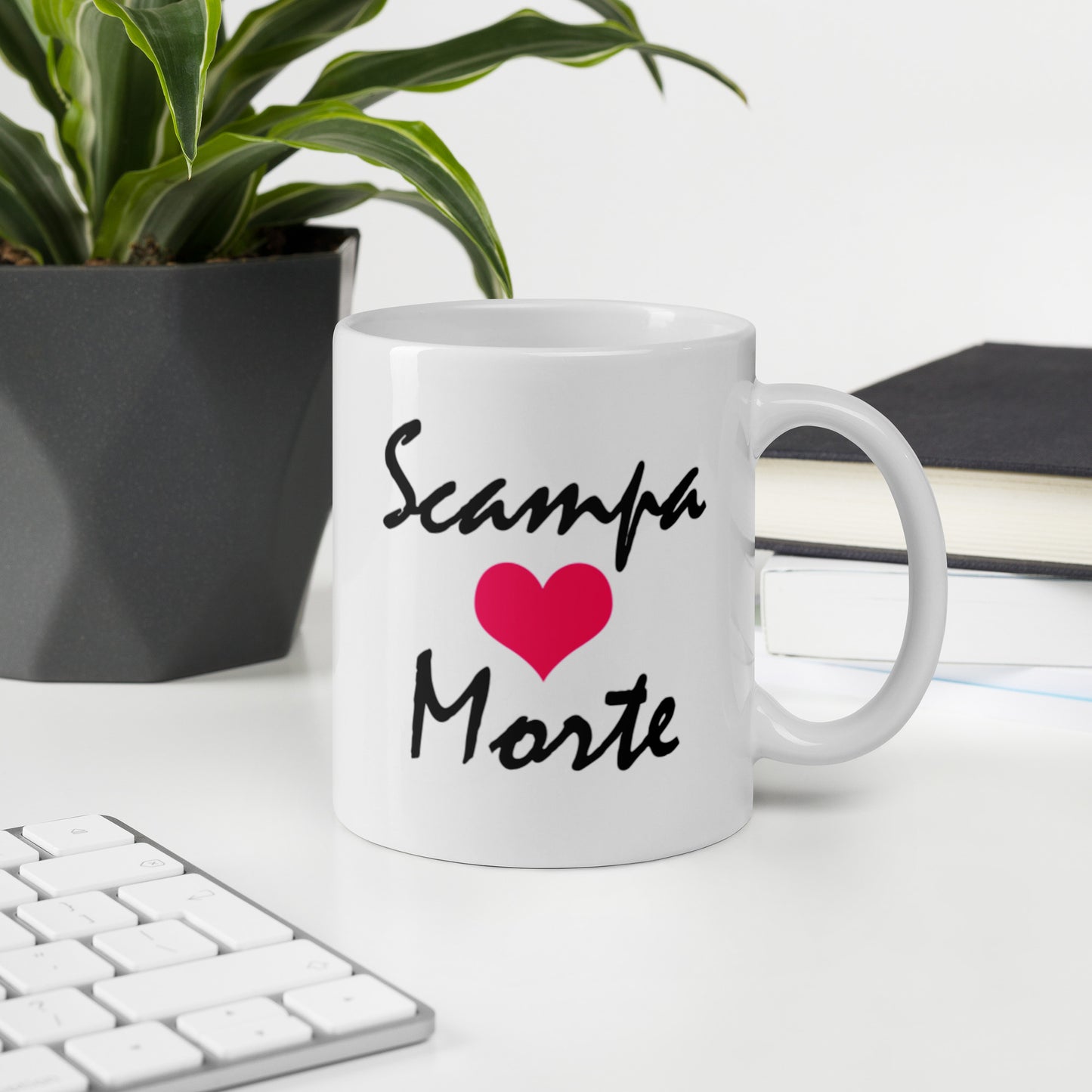 Scampamorte Heart White glossy mug